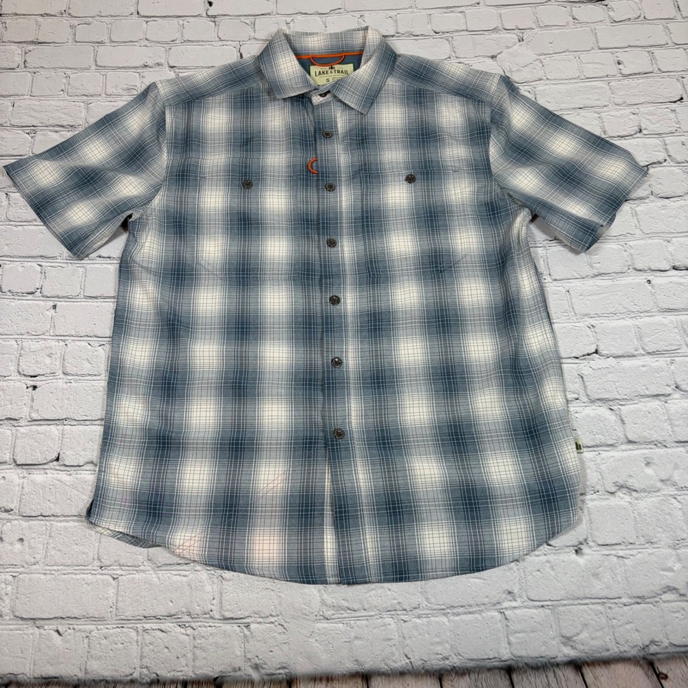 Lake & Trail Mens Blue Plaid Short Sleeve Button Down Hiking Shirt Small S